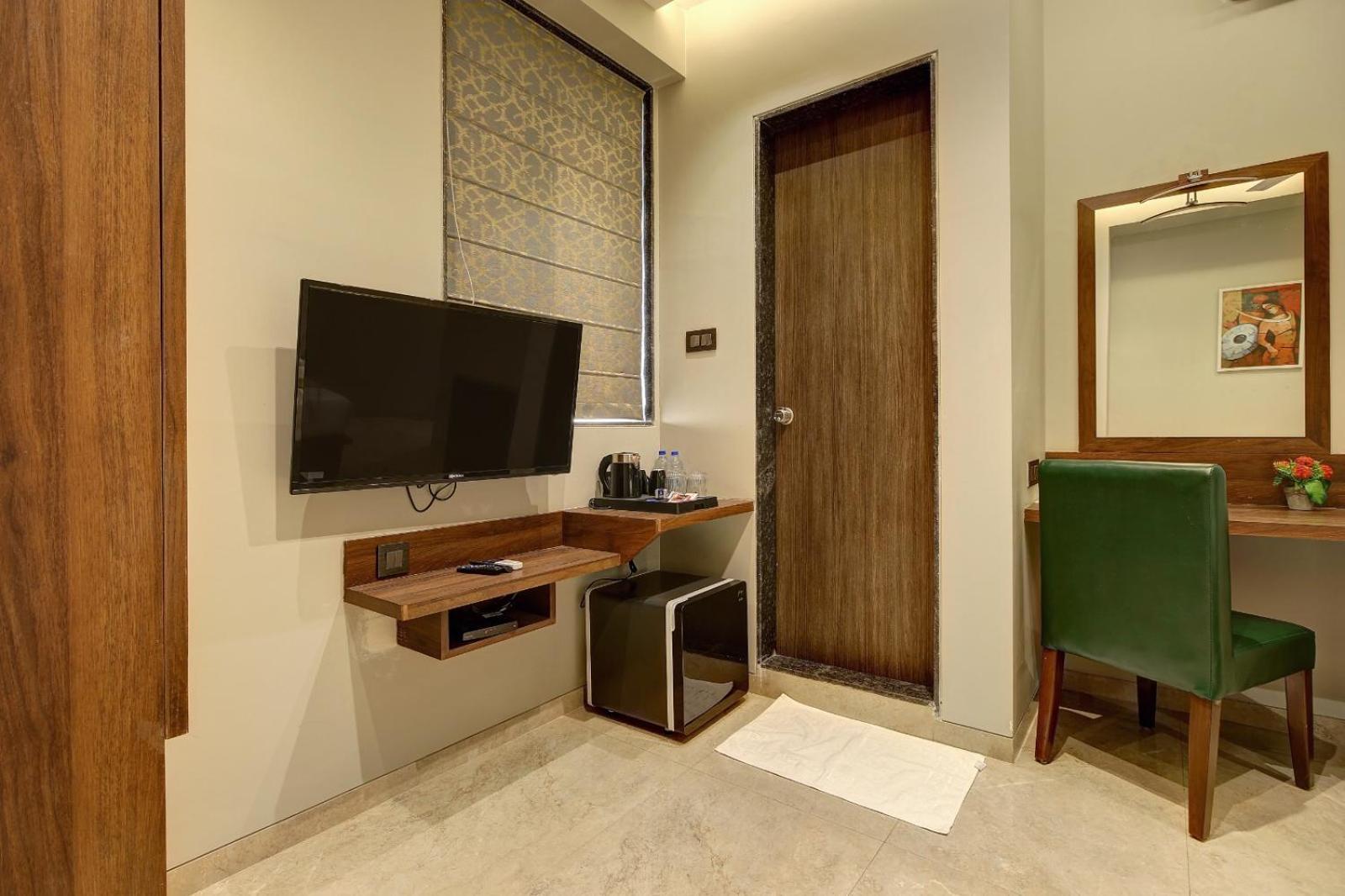 Magnus Fortune House Business Hotel , Magarpatta Mundhva Kültér fotó