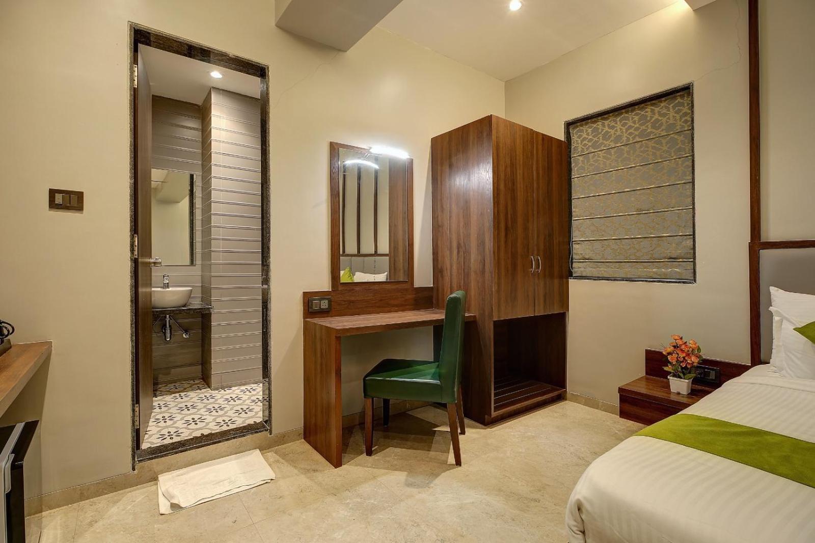 Magnus Fortune House Business Hotel , Magarpatta Mundhva Kültér fotó