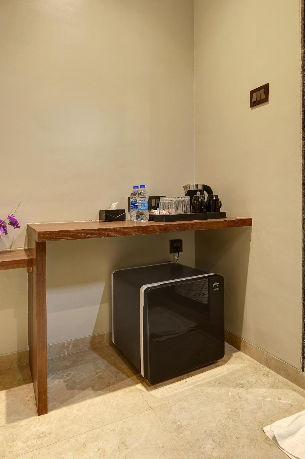 Magnus Fortune House Business Hotel , Magarpatta Mundhva Kültér fotó