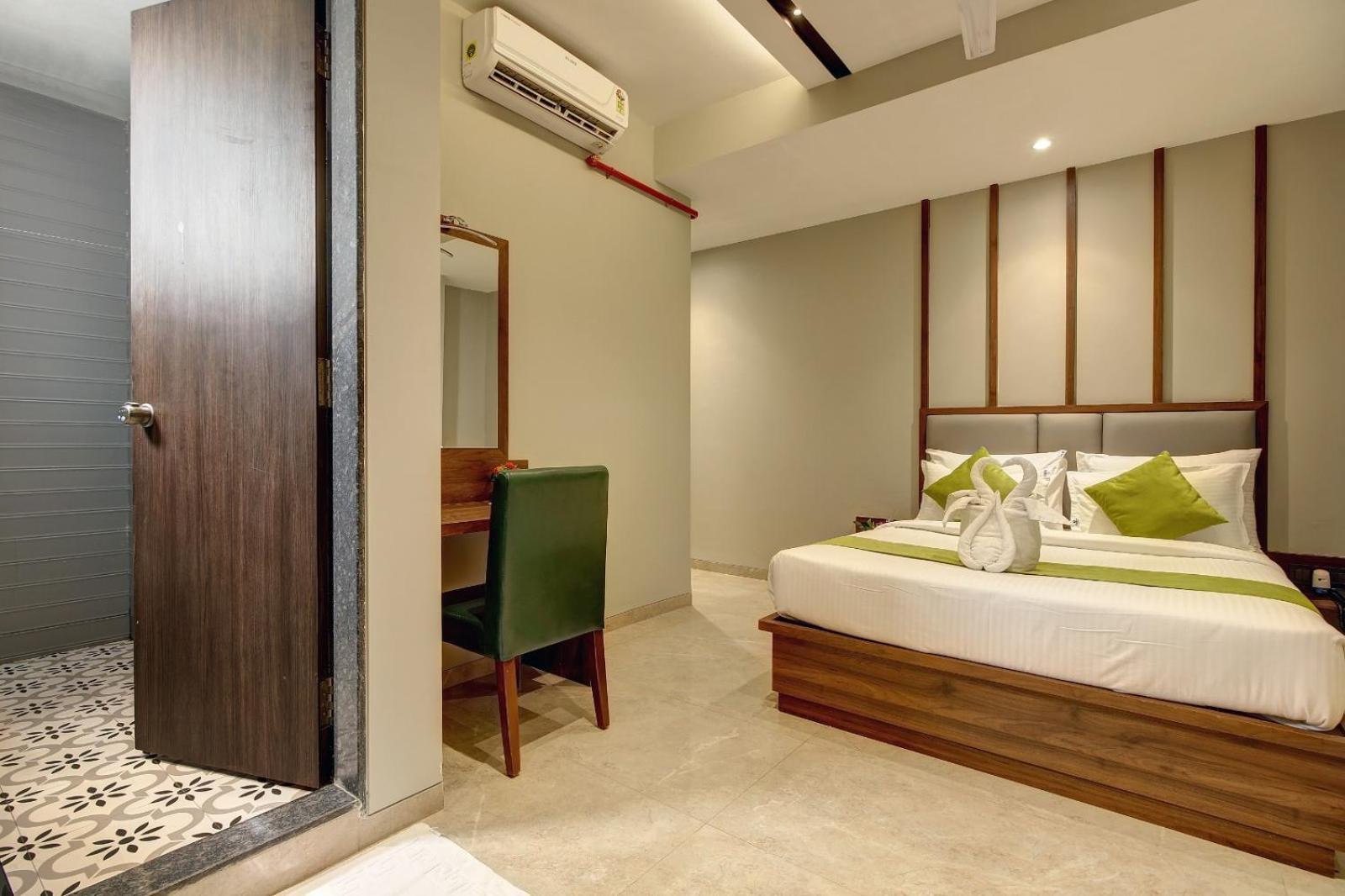 Magnus Fortune House Business Hotel , Magarpatta Mundhva Kültér fotó