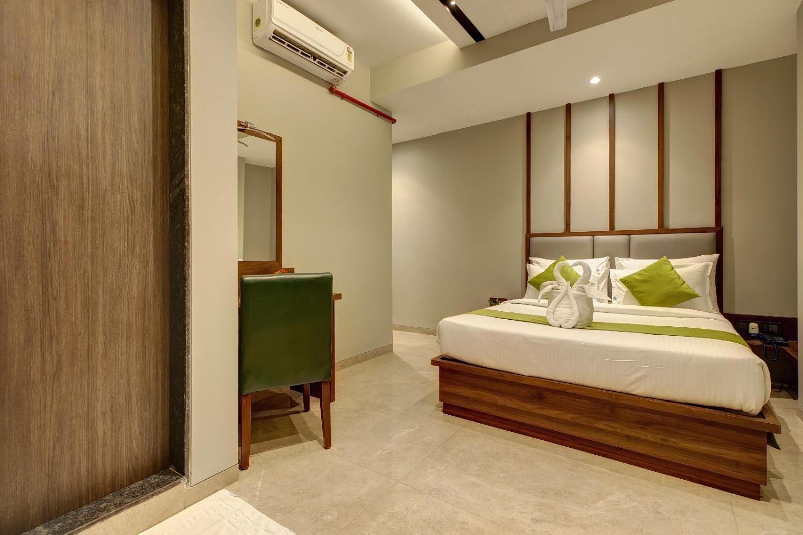 Magnus Fortune House Business Hotel , Magarpatta Mundhva Kültér fotó