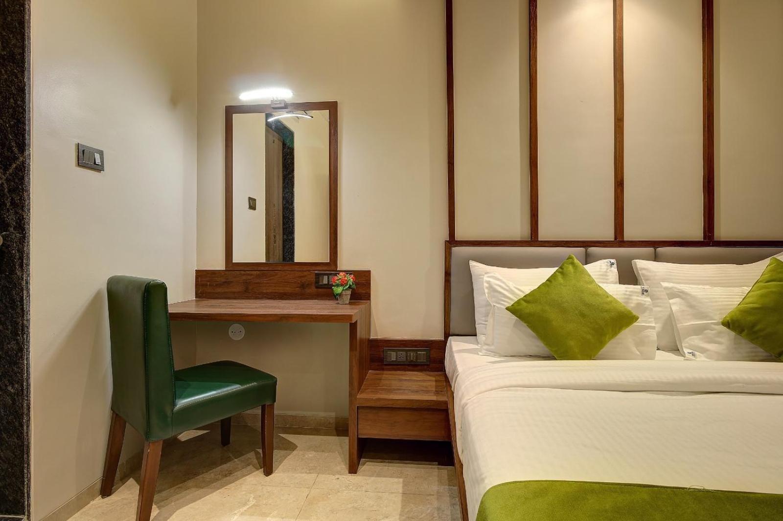 Magnus Fortune House Business Hotel , Magarpatta Mundhva Kültér fotó